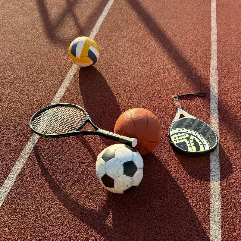 Lidé při různých sportech – nejlepší sport na hubnutí a spalování kalorií